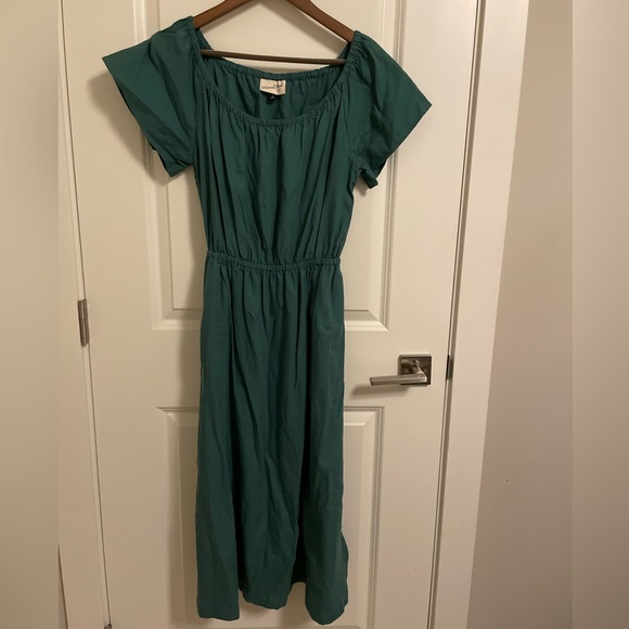 Universal Thread Cut out Back Midi Dress - Picture 2 of 10